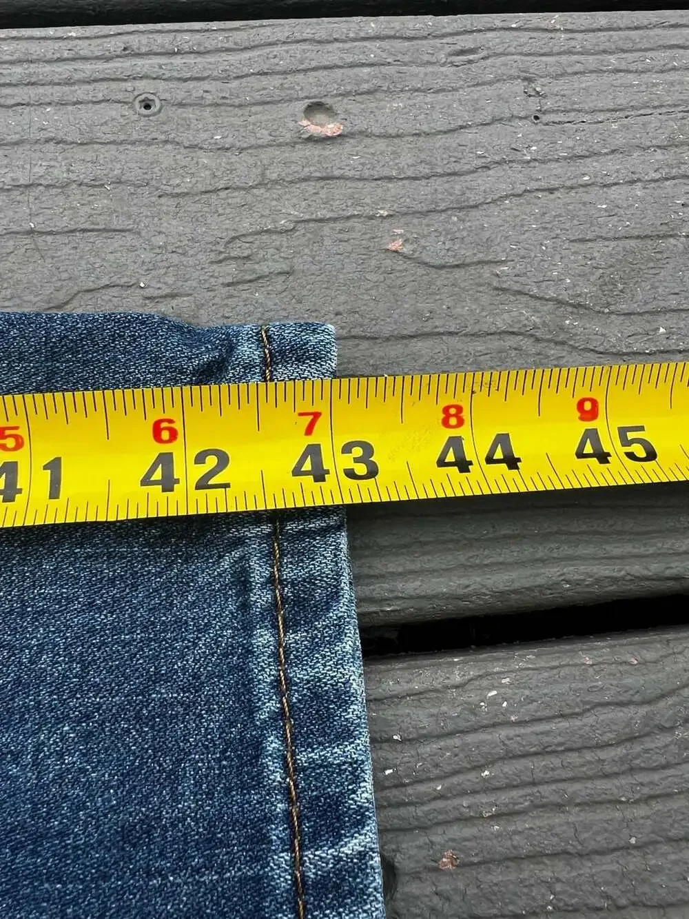 Levi's Men's Classic Straight Leg Distressed Blue Denim Jeans Size 32x34
